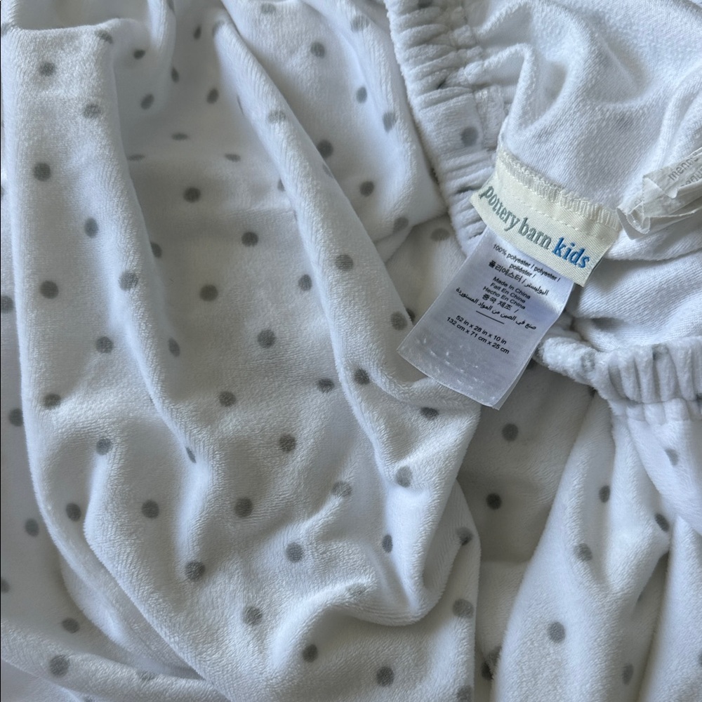 Pottery Barn Kids White and Gray Polka dot luxe chamois crib sheet. GUC.